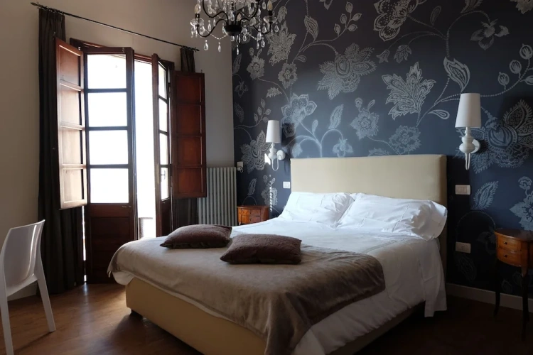 1 Bedroom Deluxe Double room with balcony and with garden view
