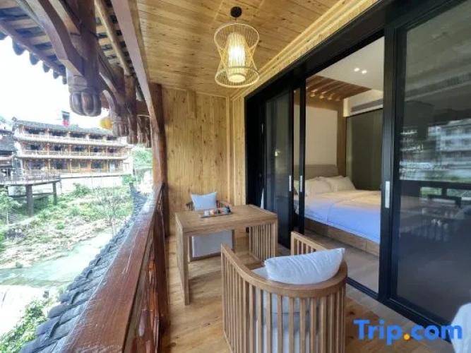 Standard Double room with balcony and with river view