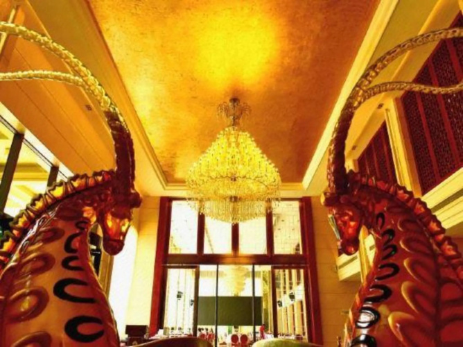 Hejiang Peninsula Hotel