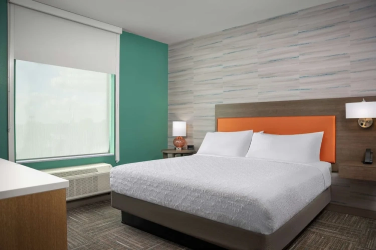 1 Bedroom Suite