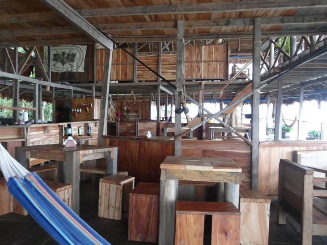 Kurupira Cabin Floating