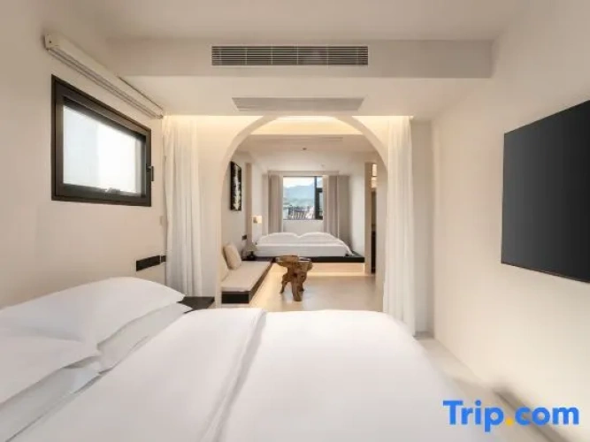 Double Suite with panoramic view