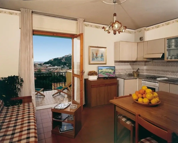 1 Bedroom Apartment with balcony