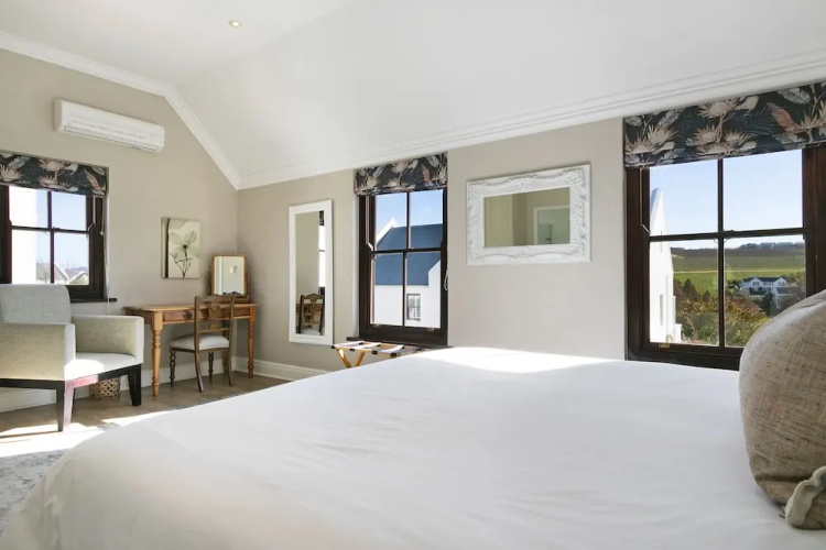 Winelands Golf Lodges 11