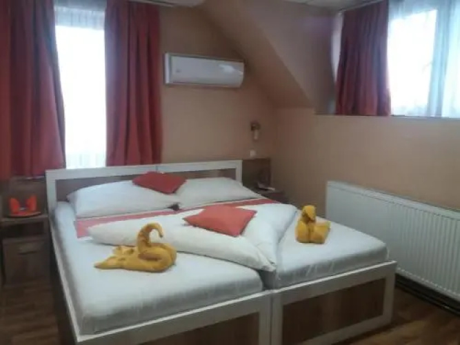 Abszolút Hotel és Panzió