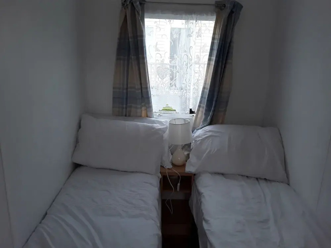 2 bed Caravan Approx 10 Mins From Beach Suzie 2