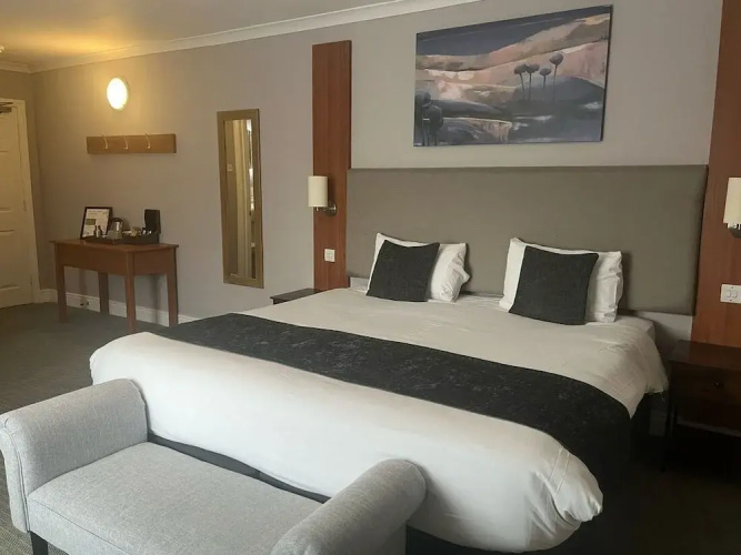 Premier Inn Basingstoke South