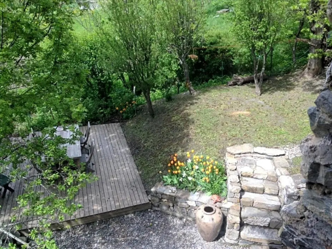 Le Val d'Ailleurs