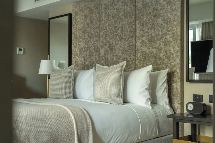 Standard room with balcony
