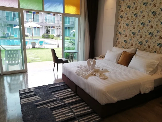 Premier Double room with balcony and with pool view