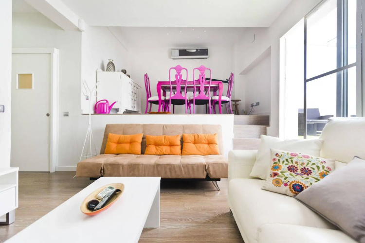 Total Valencia Attics II