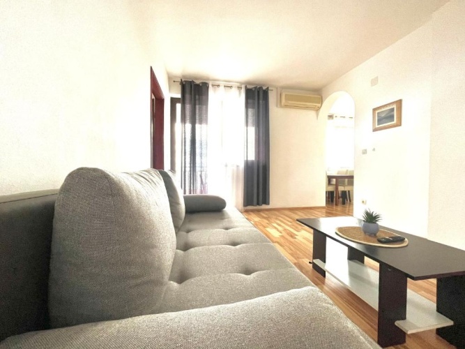 1 Bedroom Apartment with sea view