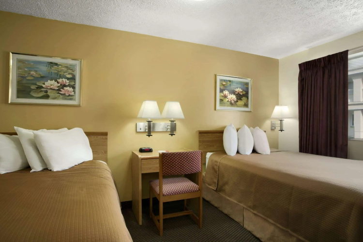 Sandusky Inn