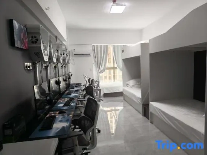 Standard Quintuple room