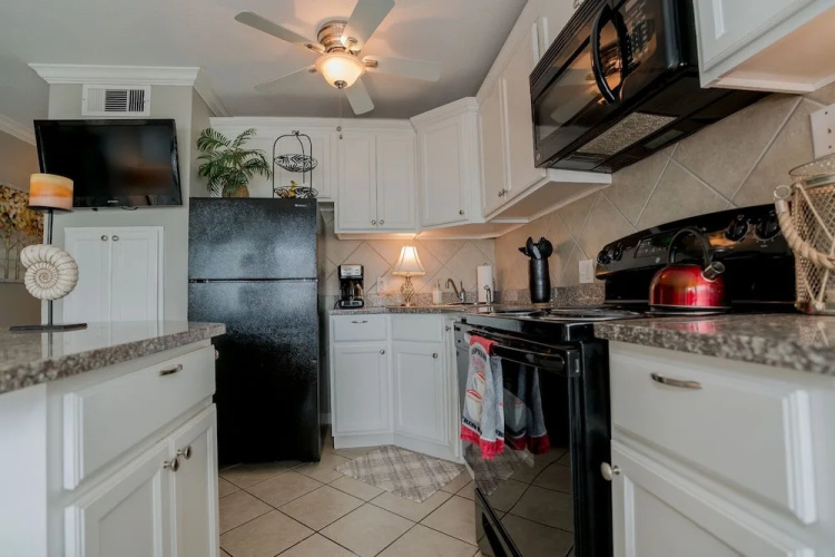 Sandy Toes 1 Bedroom Condo