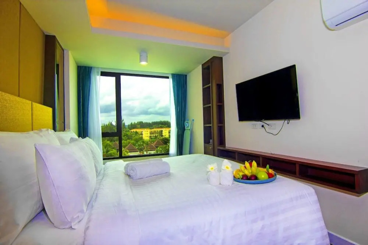 The Aristo Resort 610
