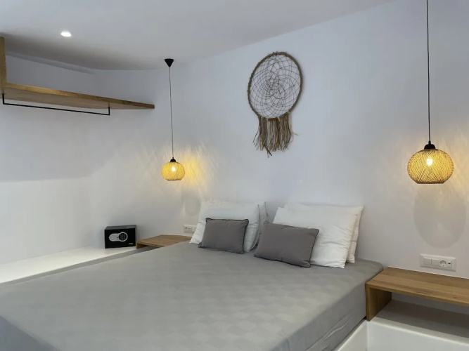 Sunset Hill Suites