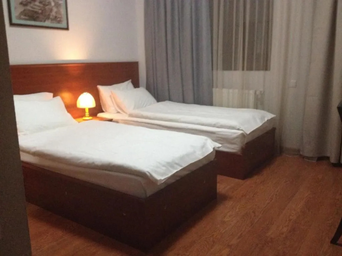 Club-2100 Hotel