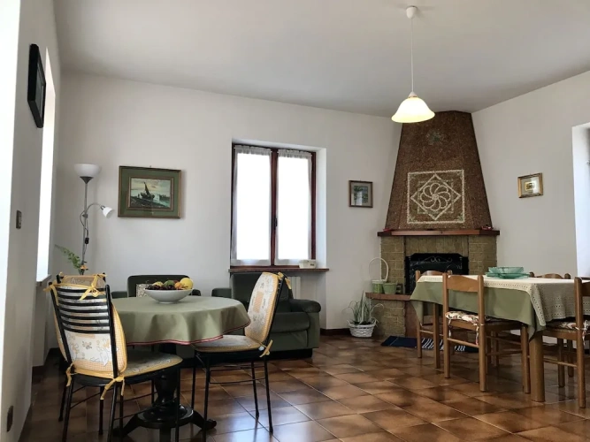 2 Bedrooms Villa