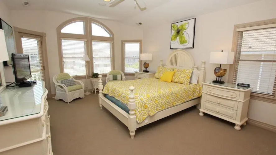 Wave Rider - 6 Br Home