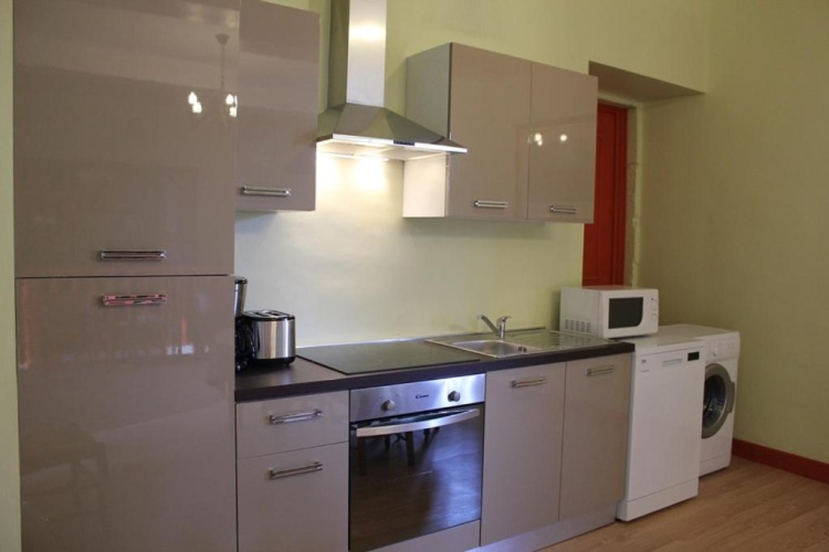 2 Bedrooms Cottage