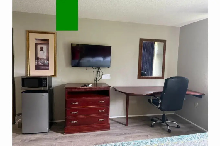 Coldwater Inn & Suites near I 69