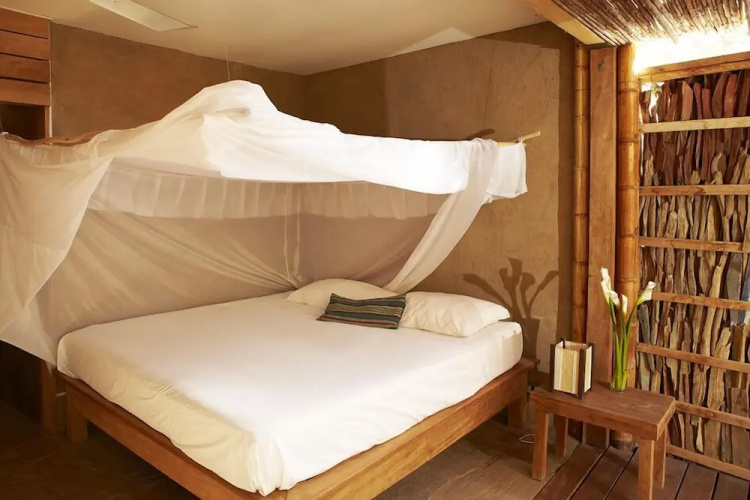 Eco Lodge