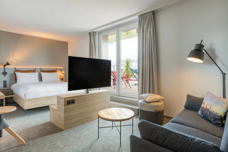 Moxy Bordeaux Hotel