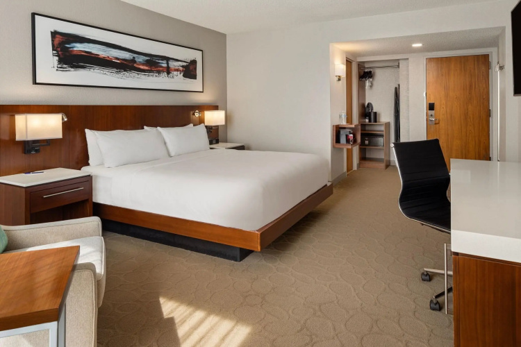 Delta Hotels Minneapolis Northeast photo 7