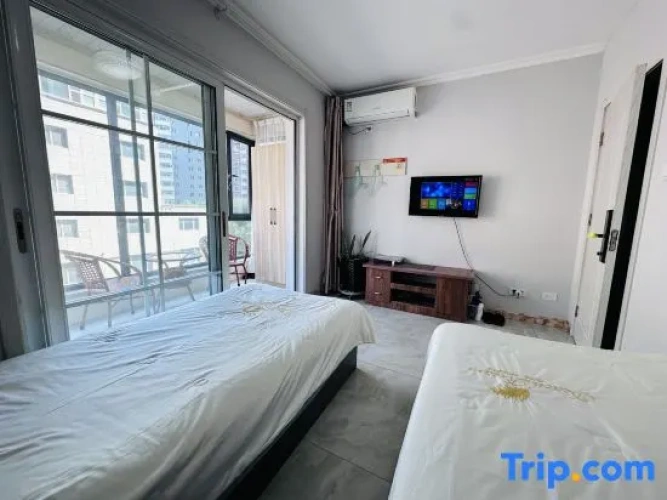 Standard Twin room with balcony