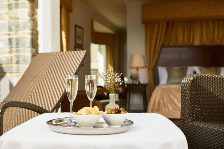 Macdonald Old England Hotel & Spa photo 29