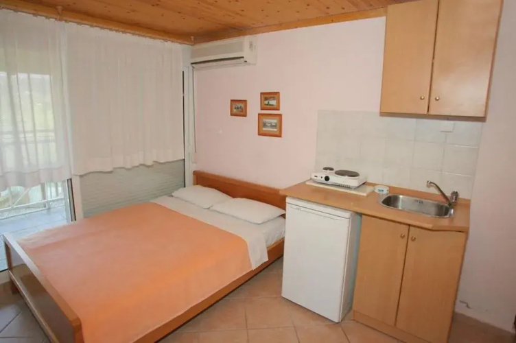 Xanthos Rooms