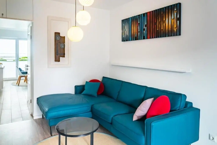 2 Bedrooms Apartment