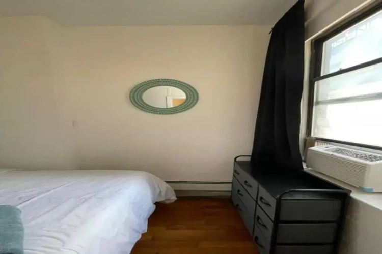 Hell's Kitchen 1 BR Apt. (8416)
