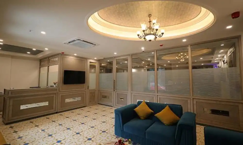 Fabhotel Prime Hampton By Ic'S