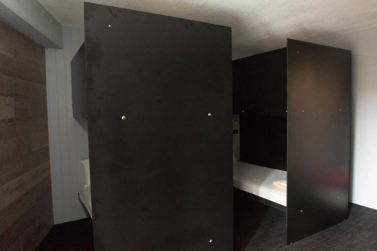 BUNK Surfers Paradise - International Backpacker Hostel
