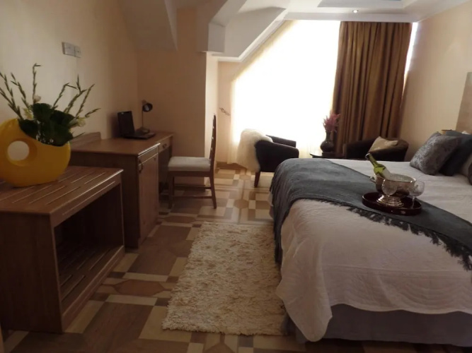 Villa Leone Guest House