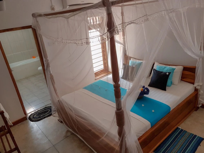 White Villa Beach Resort