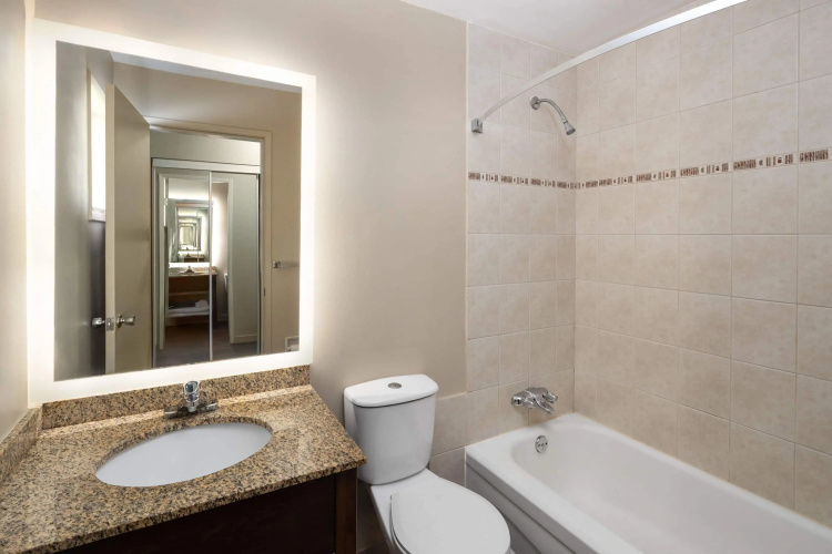 Ramada by Wyndham Campbell River photo 8