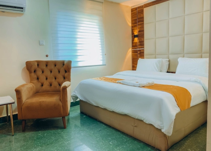 Comfort room