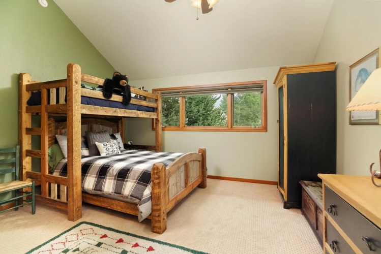 23 Colt Cir