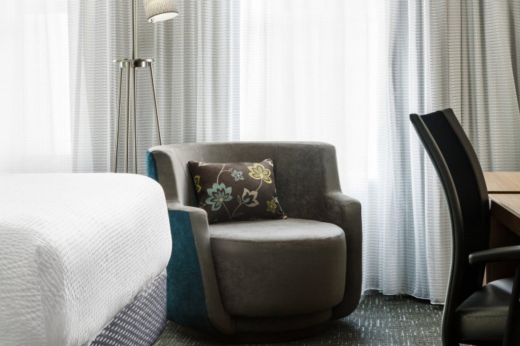 Double room with city view