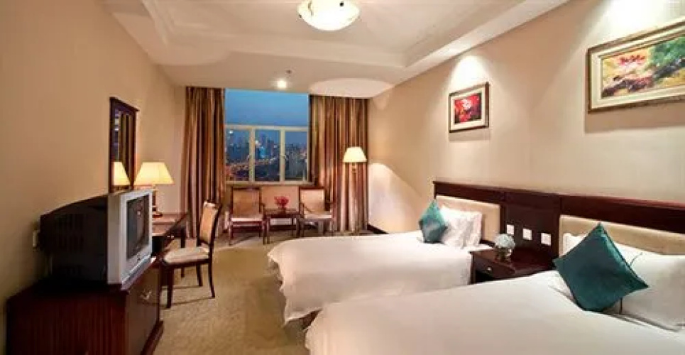 Golden River-View Hotel