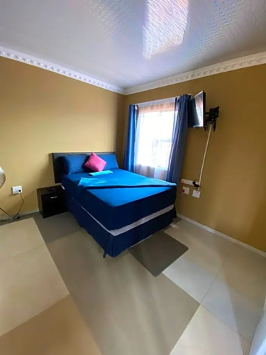 Ext4 Guest house