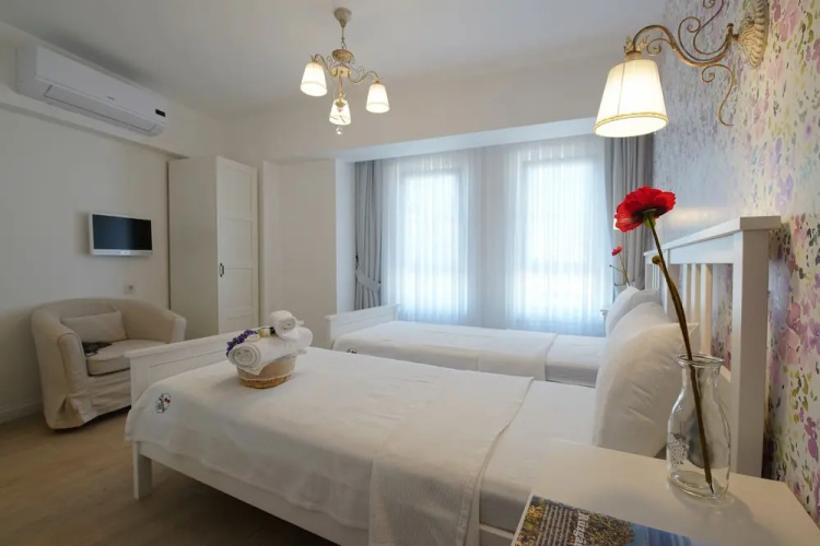 Gelincik Otel