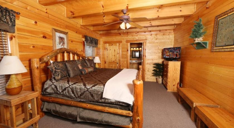 Rising Eagle Lodge by RedAwning