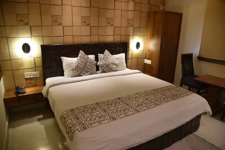 Sky Star Hotel