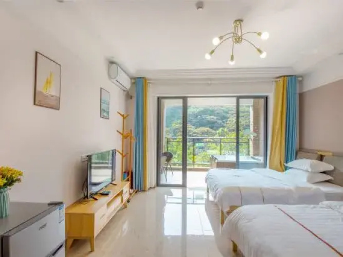Lanqu Hotel