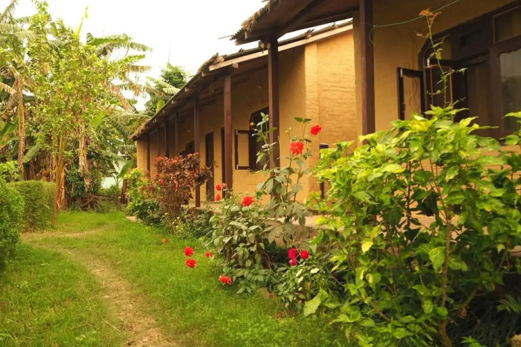 Bardia Kingfisher Resort