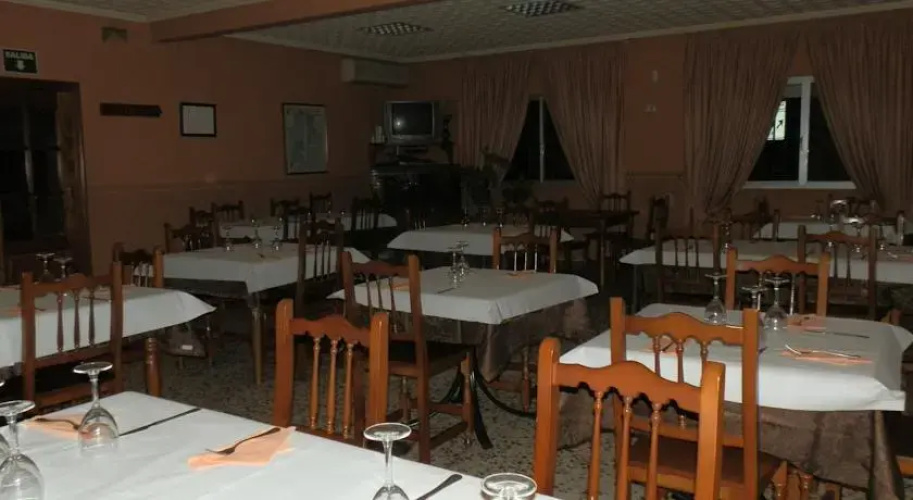 Hostal El Avion